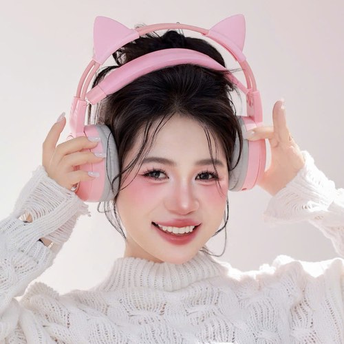Quỳnh Như — Make-up & Chăm sóc khách hàng